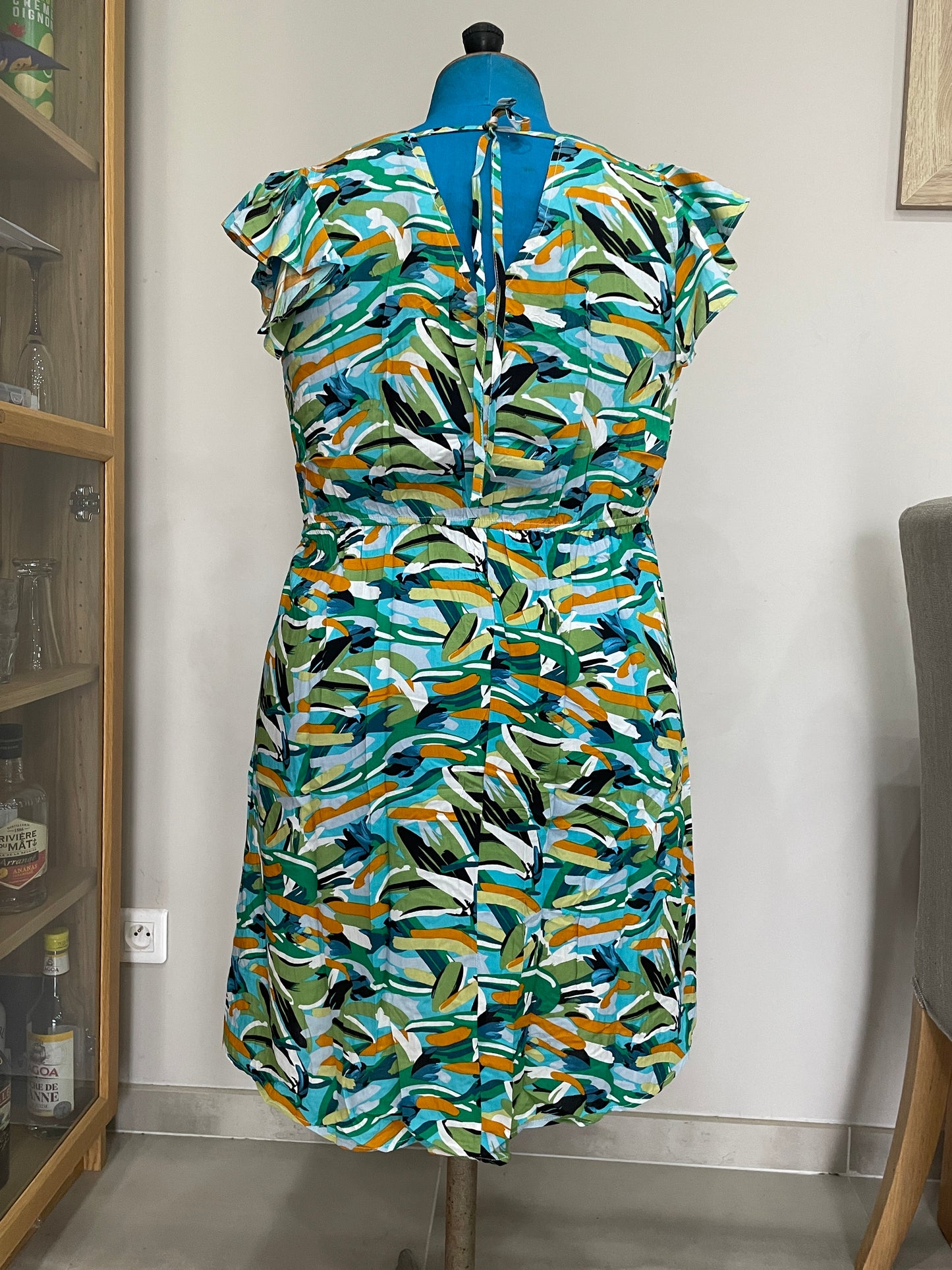 Robe colorée verte et bleue